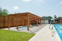 2110 Whiteback Dr photo'