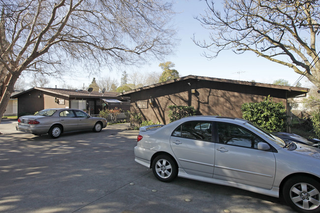 The Ethan in Sacramento, CA - Building Photo - Building Photo