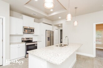 926 Braganza Ave SE in Palm Bay, FL - Building Photo - Building Photo