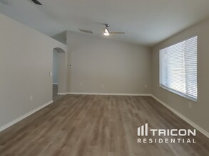 10515 Sedgebrook Dr in Riverview, FL - Building Photo - Building Photo