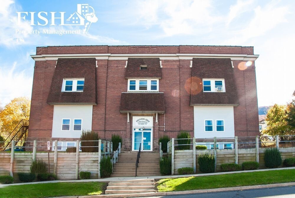 1585 W Southern Ave-Unit -#2 in South Williamsport, PA - Building Photo