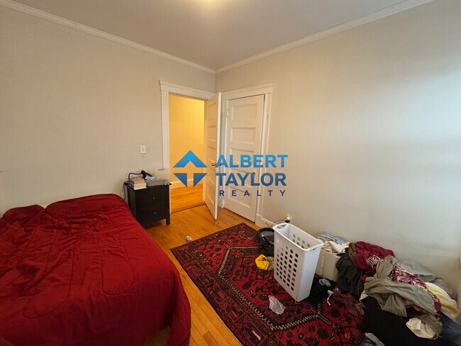 7 Upland Rd, Unit 8