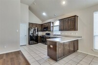 1413 Zanna Grace Way in Haslet, TX - Foto de edificio - Building Photo