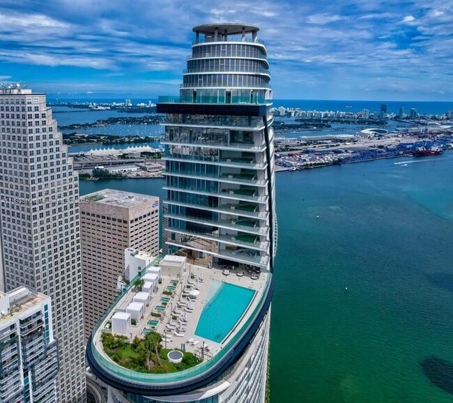 property at 300 Biscayne Boulevard Way