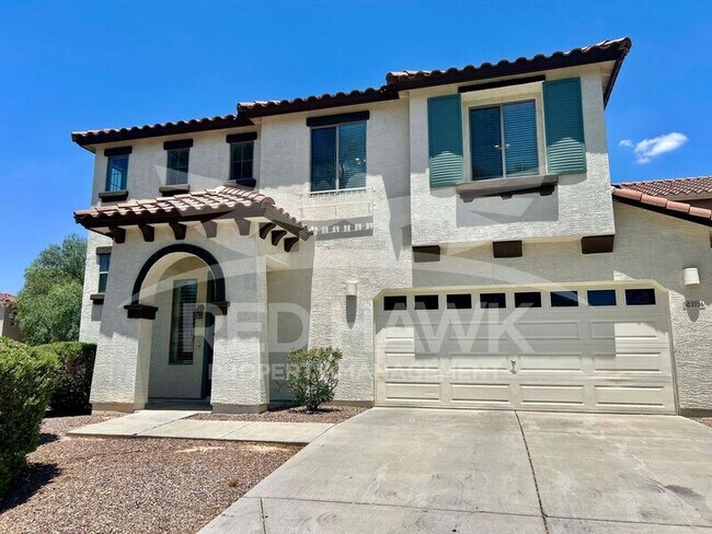 property at 3736 E Chickadee Rd