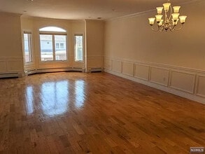 281-213 13th St in Palisades Park, NJ - Building Photo - Building Photo