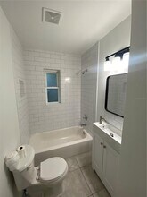 7020 Baywood Dr in Tampa, FL - Building Photo - Building Photo