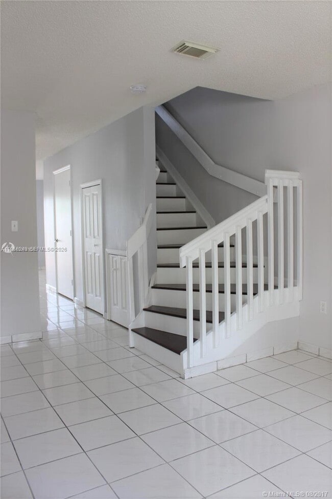 13889 SW 64th St in Miami, FL - Building Photo - Building Photo