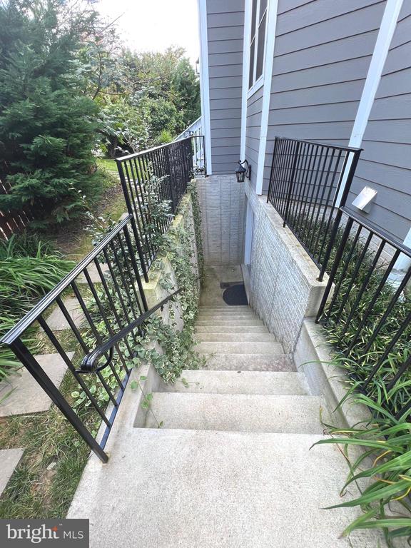 7634 Shreve Rd in Falls Church, VA - Building Photo - Building Photo