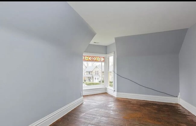 105 Hill Ave, Unit 2