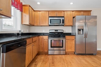 Amy's Commons in South Berwick, ME - Building Photo - Interior Photo