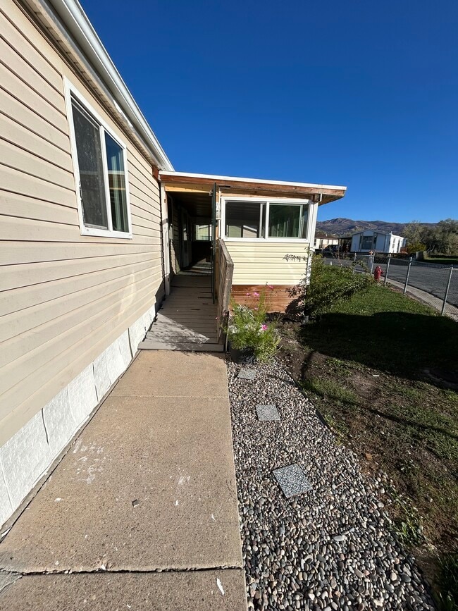 property at 1283 Presidential Dr