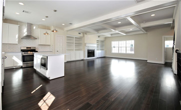 4602-4616 Chartres St in Houston, TX - Foto de edificio - Interior Photo