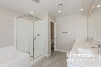 28205 Dwight Dr in Menifee, CA - Building Photo - Building Photo