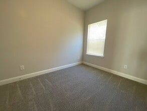 1120 5th Ave N in Texas City, TX - Building Photo - Building Photo