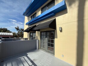 1090 University Ave in San Diego, CA - Building Photo - Building Photo