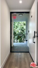 414 N Palm Dr in Beverly Hills, CA - Building Photo - Building Photo