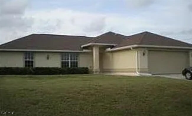 2802 37th St SW in Lehigh Acres, FL - Building Photo - Building Photo