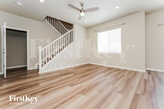 1902 Villageview Ln in Castle Rock, CO - Building Photo - Building Photo