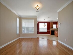 11413 Dog Leg Dr in Austin, TX - Building Photo - Building Photo