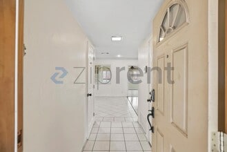 3350 Denton Way in San Jose, CA - Foto de edificio - Building Photo