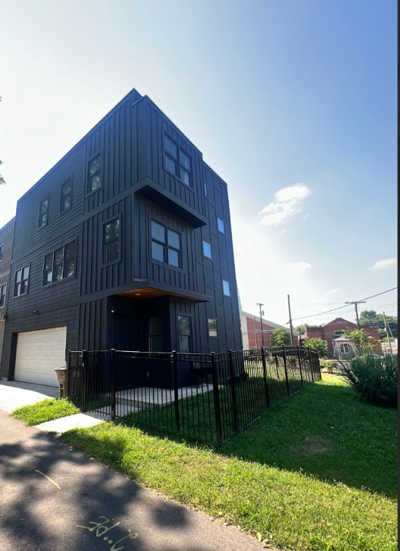 1258 1st Ave S in Nashville, TN - Building Photo - Building Photo