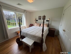 9 Sunset Beach Rd in Branford, CT - Building Photo - Building Photo