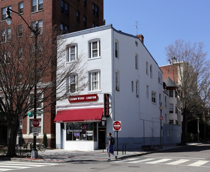 1618 17th St NW in Washington, DC - Building Photo