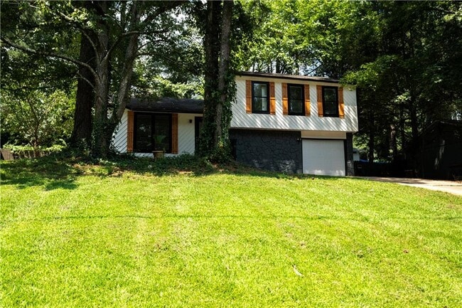 3852 W Wood Path