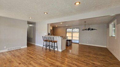4521 S Julep Dr in Murray, UT - Building Photo - Building Photo