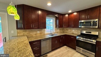 4725 Salterforth Pl in Ellicott City, MD - Building Photo - Building Photo