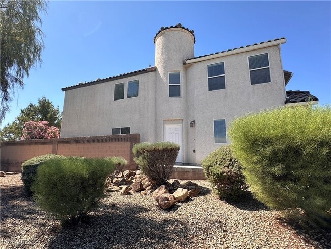 8307 Fort Hallock Ave in Las Vegas, NV - Building Photo - Building Photo