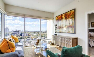 5250 Brownway St in Houston, TX - Building Photo - Building Photo