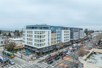 Tavin in Seattle, WA - Foto de edificio - Building Photo