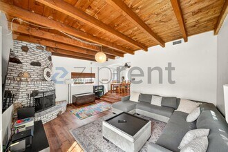 3039 Oregon Ave in Long Beach, CA - Building Photo - Building Photo