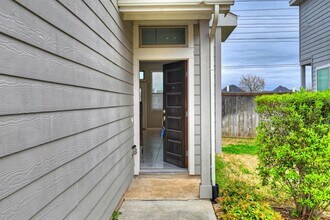 8739 Tubelo Mill Dr in Sienna, TX - Building Photo - Building Photo