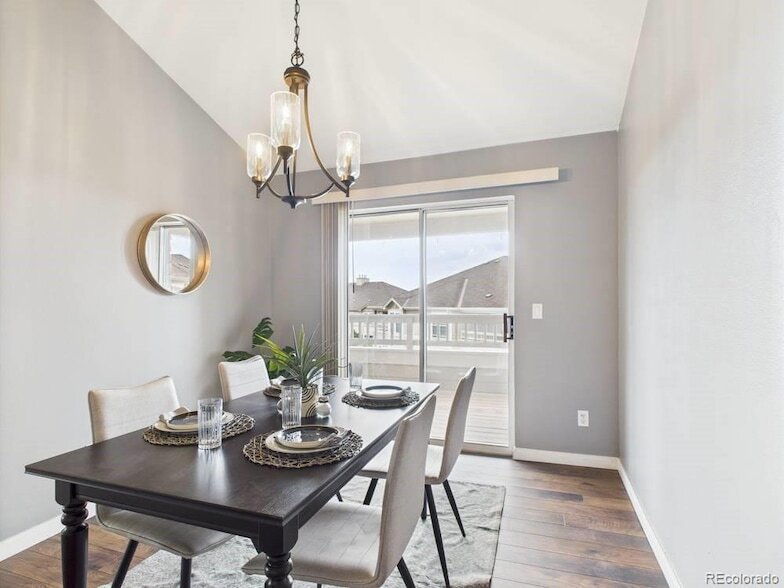 12912 Ironstone Way, Unit 302 in Parker, CO - Foto de edificio