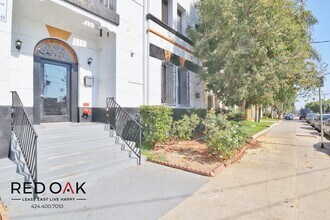 1616 Normandie Ave, Unit 101 in Los Angeles, CA - Building Photo - Building Photo