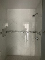 2109 Kerria Ave, Unit Apartment  eight in McAllen, TX - Building Photo