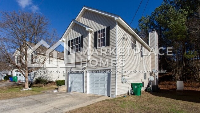 832 Asbury Way in Lithonia, GA - Building Photo - Building Photo