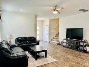 13209 Baileyfield Dr in Pflugerville, TX - Building Photo - Building Photo