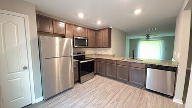 13 Poinfield Pl in Palm Coast, FL - Building Photo - Building Photo