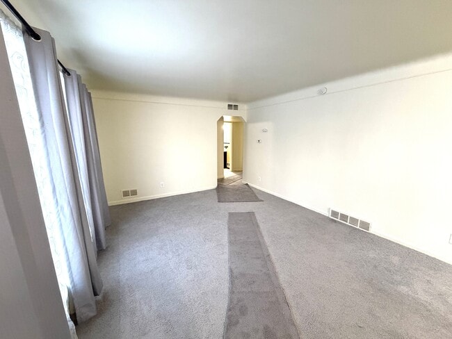 3114 Cherokee Ave in Flint, MI - Building Photo - Building Photo