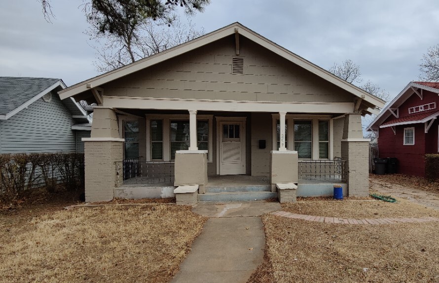 1209 Monroe St in Wichita Falls, TX - Building Photo