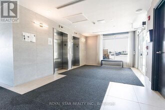 200 Lagerfeld Dr in Brampton, ON - Building Photo - Building Photo
