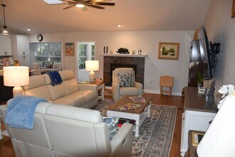 2031 SW 75th Terrace in Gainesville, FL - Building Photo - Building Photo