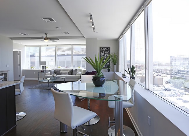 1408 Patterson St in Dallas, TX - Building Photo - Building Photo