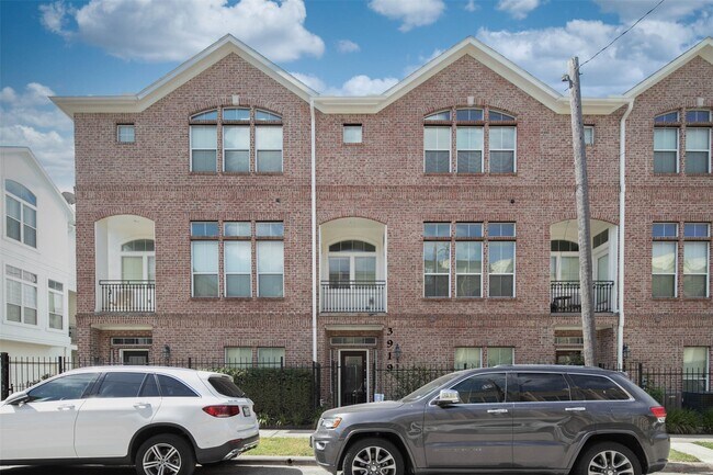 3919 Floyd St in Houston, TX - Building Photo - Building Photo