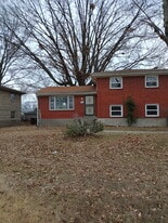 4113 Wooded Way in Louisville, KY - Building Photo