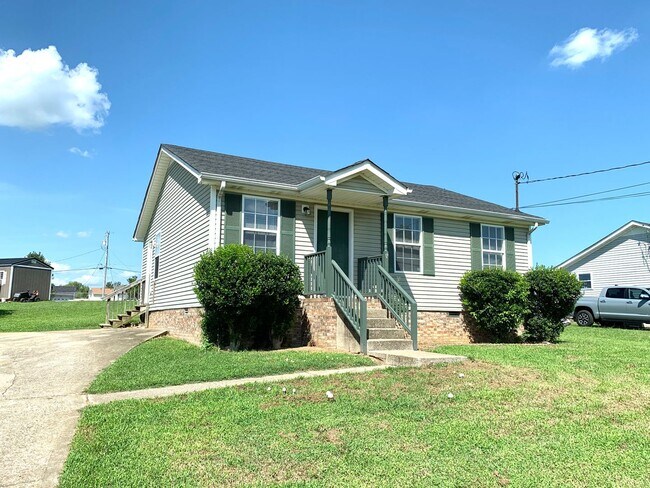 101 Grant Ave in Oak Grove, KY - Building Photo - Building Photo